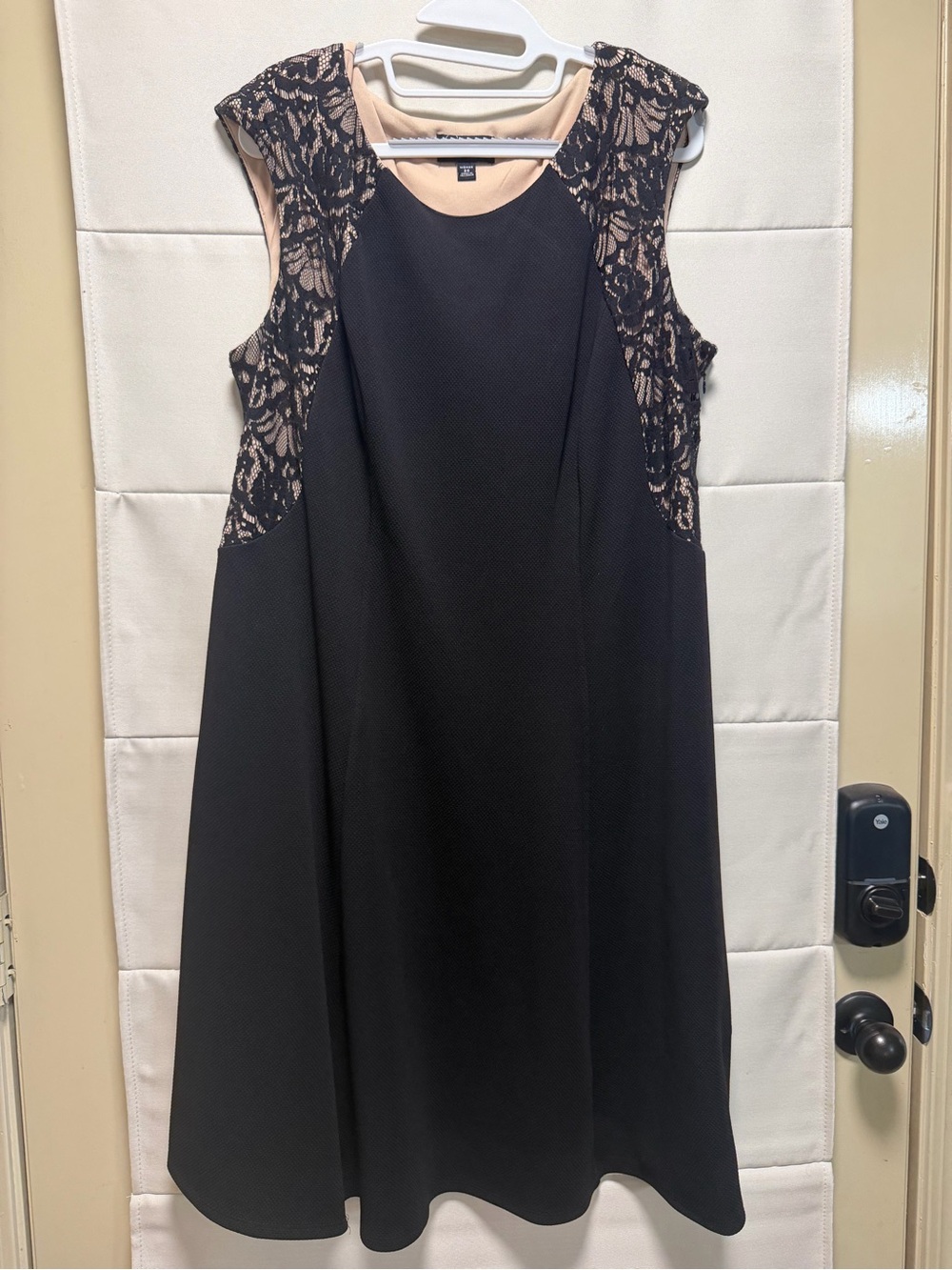 Dressbarn Black Lace Back Dress Plus Size 20 LBD